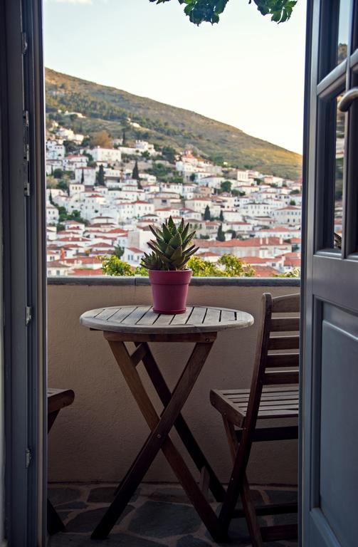 Paradiso Hydra  Exteriör bild